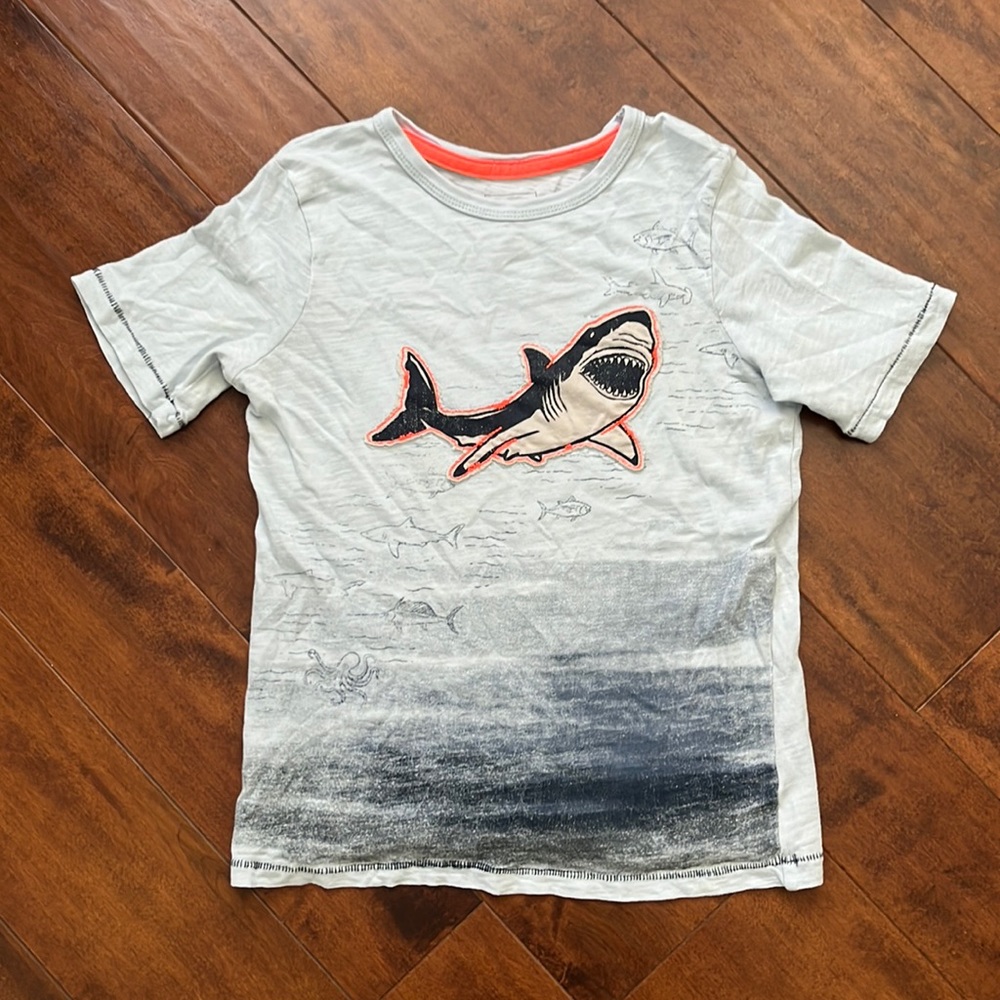 Boys Shark tee shirt